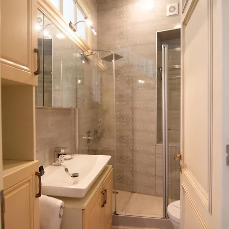 Apartamento Stylish Getaway-explore The Urban Delights