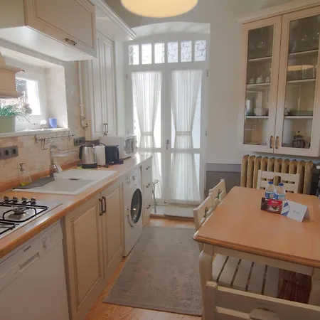 Apartamento Stylish Getaway-explore The Urban Delights *