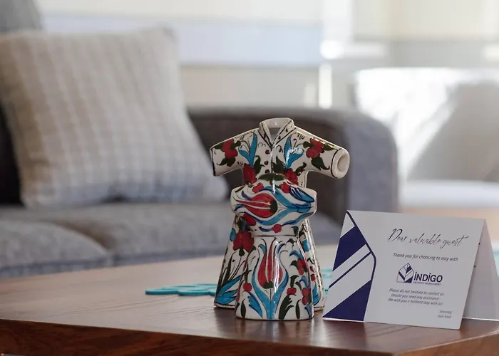 Stylish Getaway-explore The Urban Delights